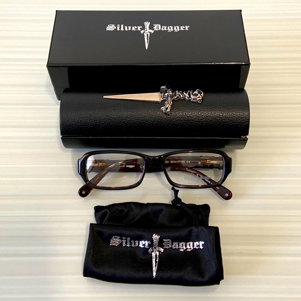 Silver Dagger Optical Glasses